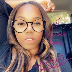 Meet your Posher, Deidra